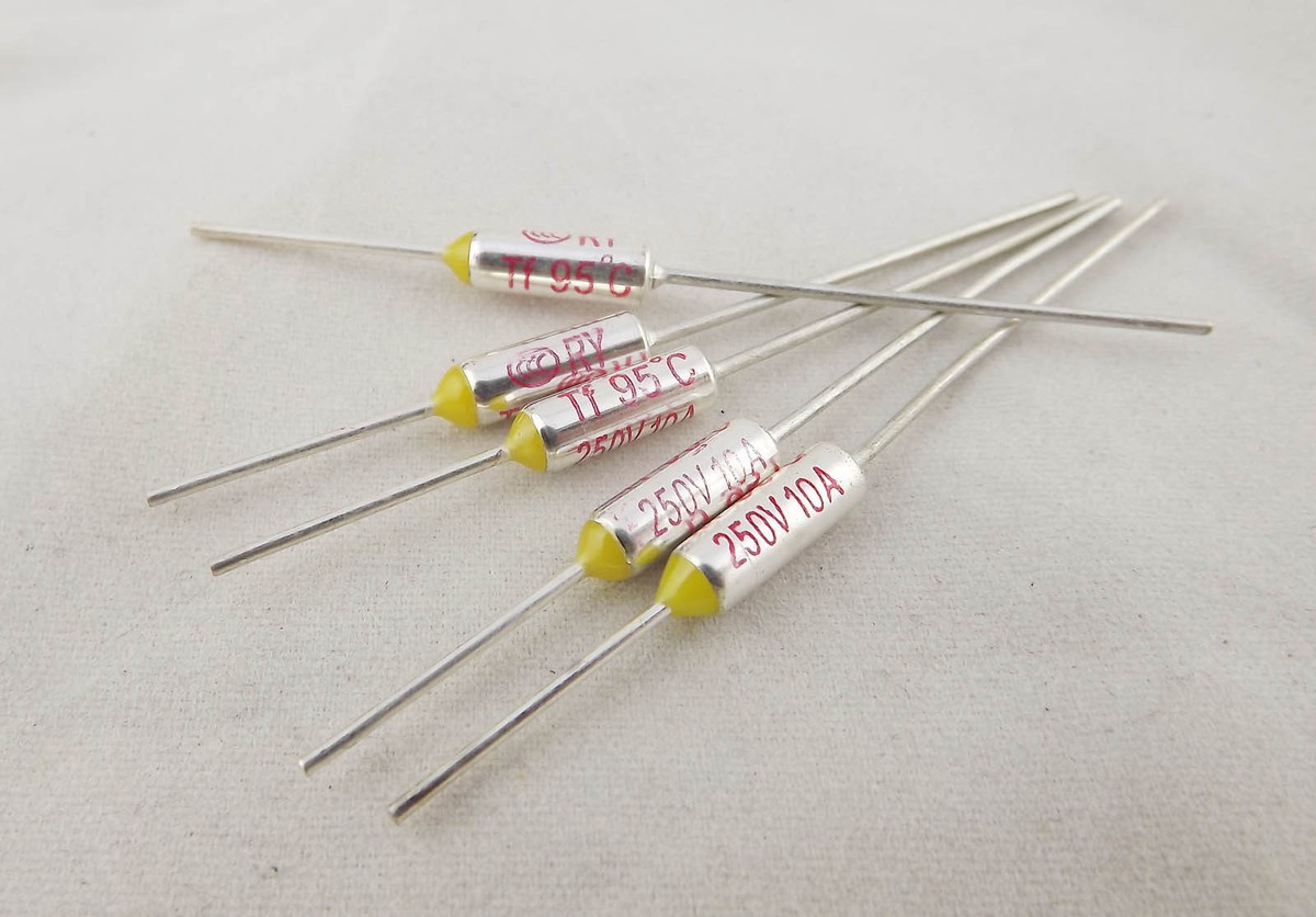 TT7 Thermal Cutoff 95c 10a 250v فيوز حراري