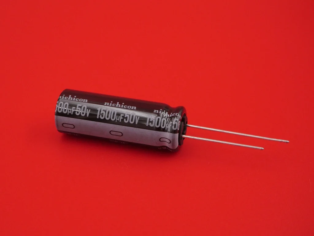 50v1500uF Electrolytic Capacitor مكثف كيميائي