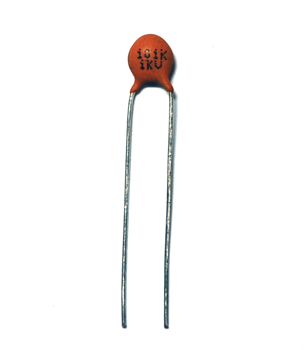 LA5 100v101j High Voltage Film Capacitor مكثف فيلم البوليستر