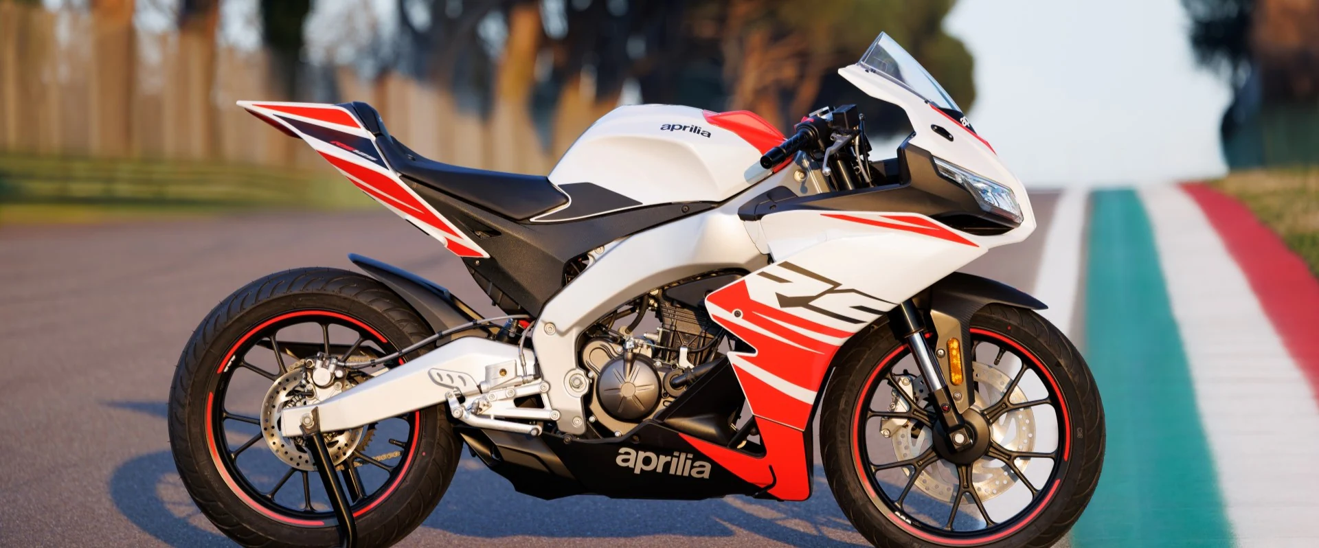 125a    RS