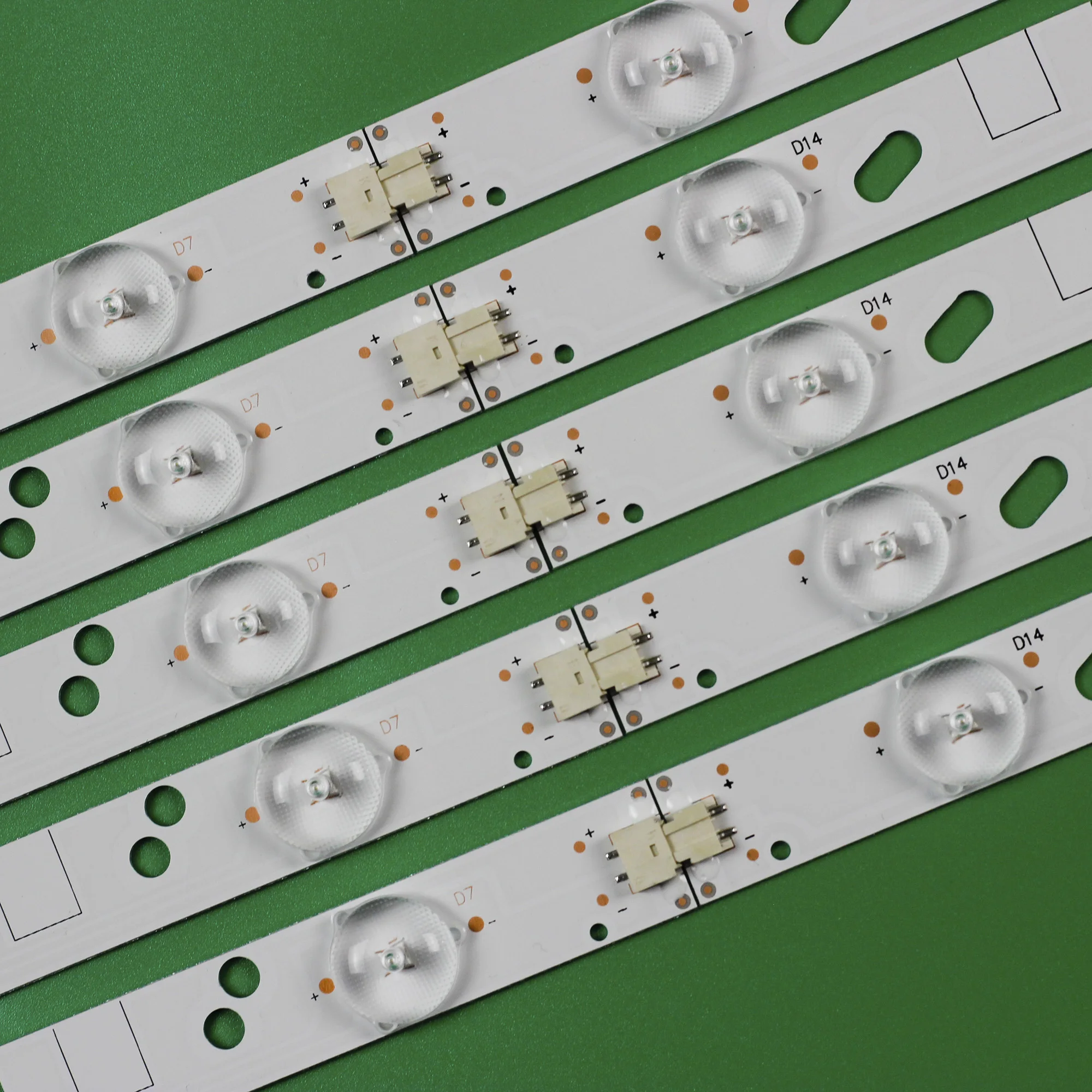 مسطرة   LED SET 6PCS 14 lamp 3v "65