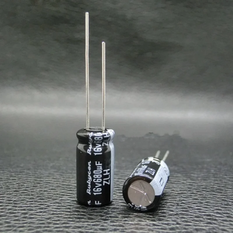 16v680uF Electrolytic Capacitor (Made in Japan) مكثف كيميائي صنع ياباني