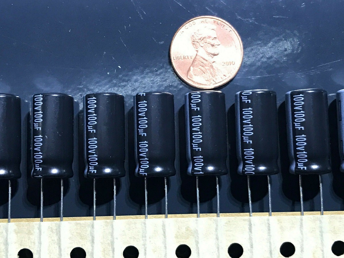 100v100uF Electrolytic Capacitor (Made in Japan) مكثف كيميائي صنع ياباني